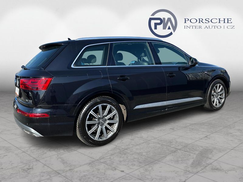 Audi Q7 50 TDI QUATTRO 210 KW - fotka 6 z 25