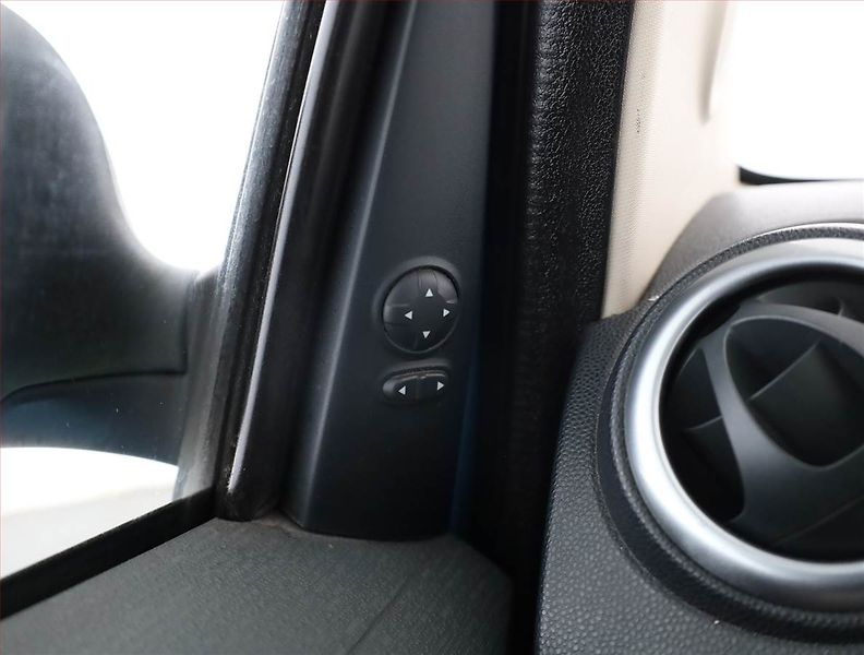 Ford Ka (2009) 1.2 i, nová STK, CZ doklady - fotka 10 z 11