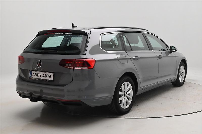 Volkswagen Passat 2,0 TDI 110 kW DSG Business Zá - fotka 5 z 32