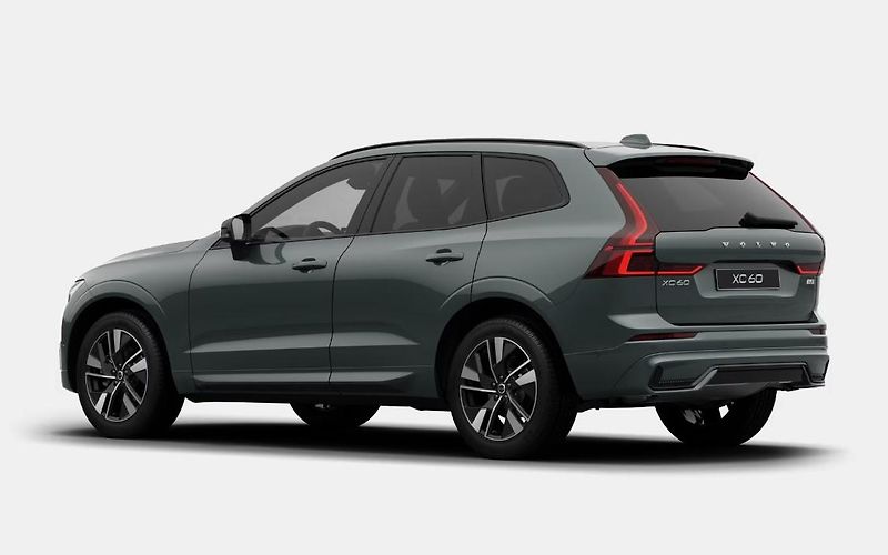 Volvo XC60 (2026) B5 AWD AUT DARK PLUS  - fotka 6 z 11