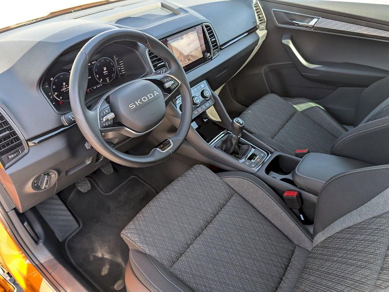 Škoda Karoq (2025) 1,5 TSI / 110 kW Top Selection - fotka 7 z 30