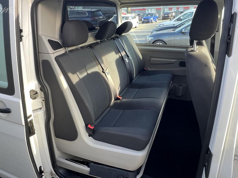 Volkswagen Transporter (2018) - fotka 25 z 33