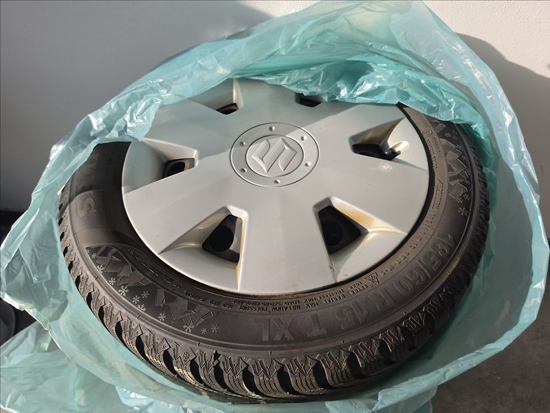 Suzuki Swift 1,3 i 67KW KLIMA ALU STK - fotka 43 z 44