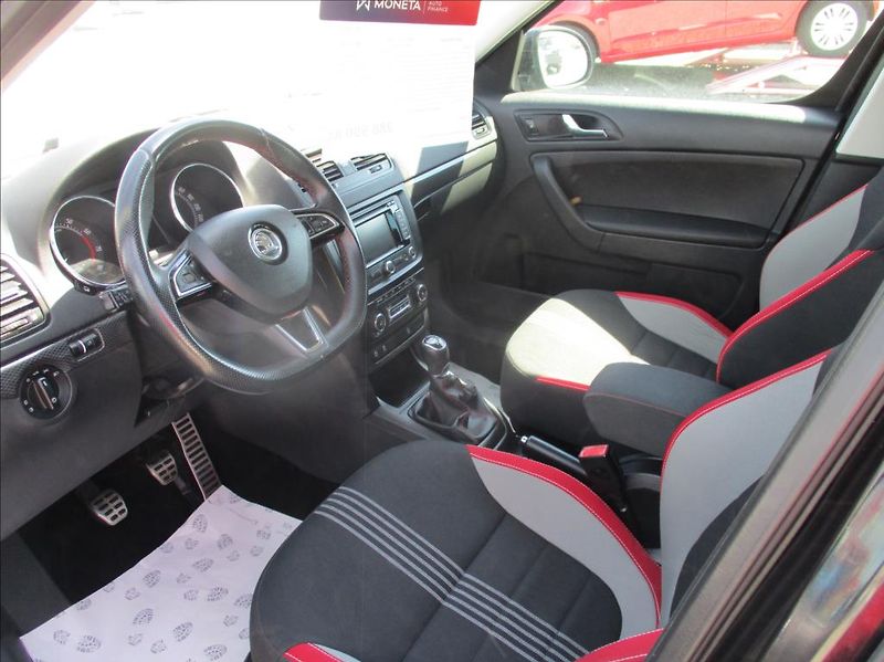 Škoda Yeti 1,4 TSI, MonteCarlo, servis, - fotka 17 z 42