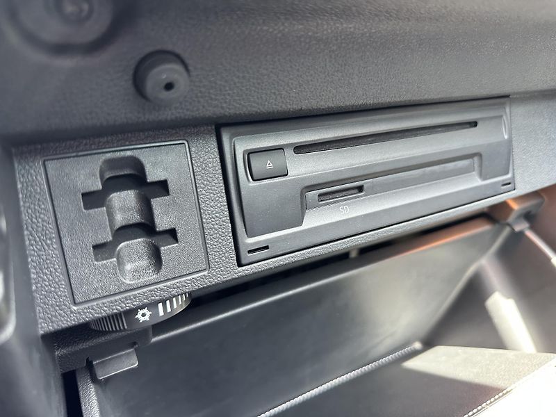 Volkswagen Tiguan 2.0 TSI DSG 4Motion - fotka 22 z 30