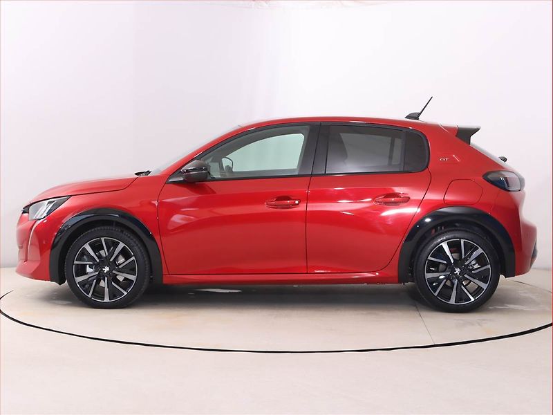 Peugeot 208 (2022) GT 1.2 PureTech, Automat - fotka 3 z 23