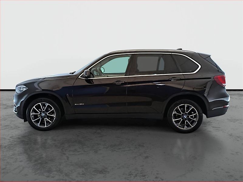 BMW X5 (2015) xDrive30d, 4X4, Automat - fotka 3 z 16