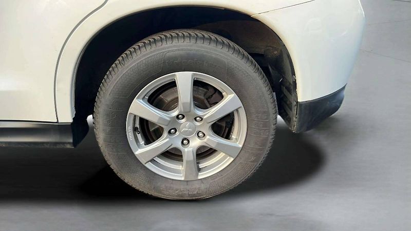 Mitsubishi ASX 2.2 Di-D (110kW) 4WD AT6/8234 - fotka 48 z 50