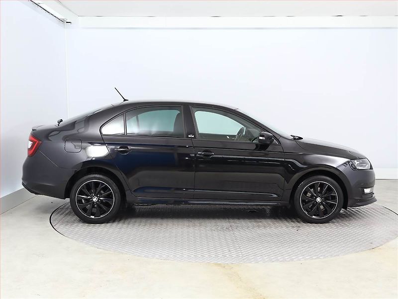 Škoda Rapid (2019) Monte Carlo 1.0 TSI, Bi-Xenony - fotka 6 z 17