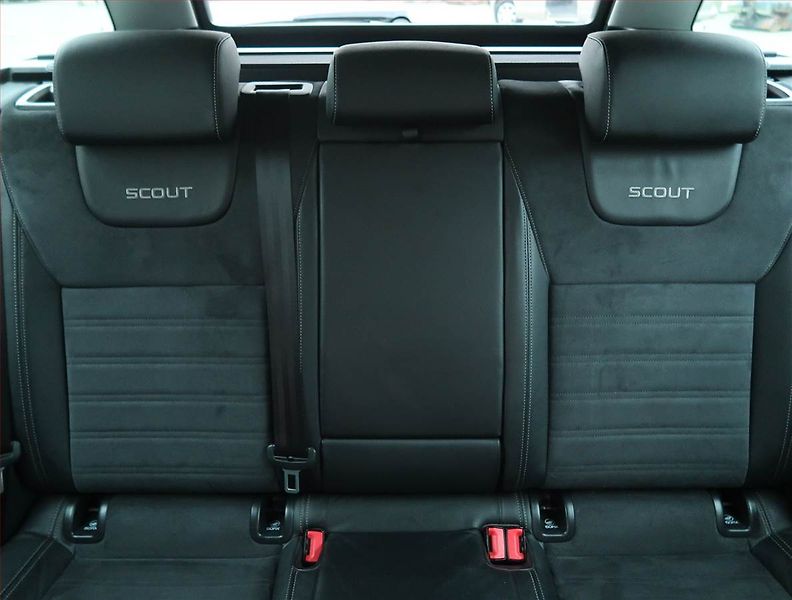 Škoda Octavia (2018) Scout 2.0 TDI, 4X4, Automat - fotka 10 z 28