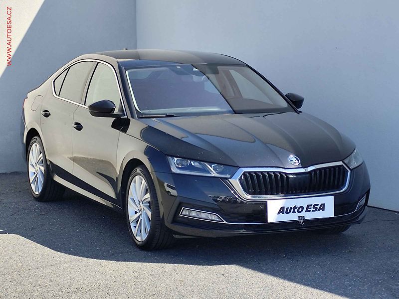 Škoda Octavia (2023) 2.0 TDi, ČR, Style, DSG, TZ - fotografie inzerátu