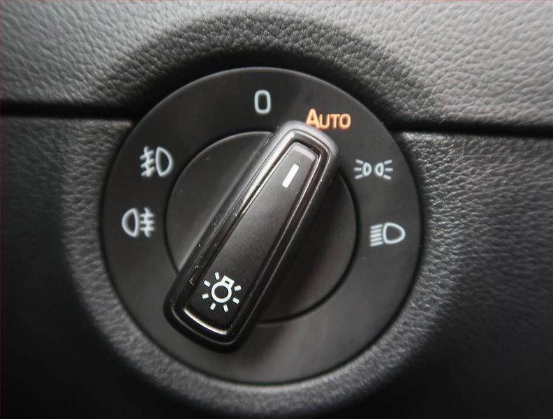 Škoda Octavia (2019) Clever 1.5 TSI, Serv.kniha - fotka 17 z 21