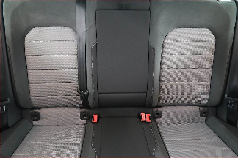 Volkswagen Golf (2016) Comfortline 1.4 TSI - fotka 10 z 12