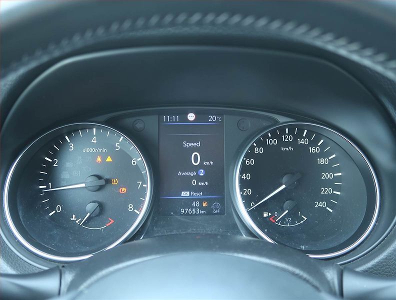 Nissan Qashqai (2019) 1.3 DIG-T, Serv.kniha, Navi - fotka 11 z 18