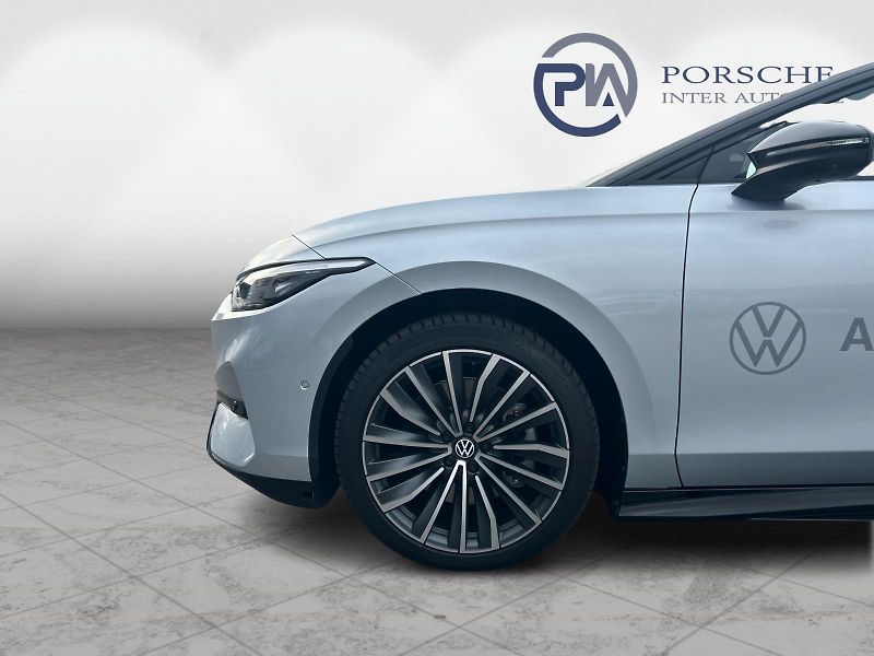 Volkswagen ID.7 Tourer 210  kW, 86 kWh - fotka 9 z 29
