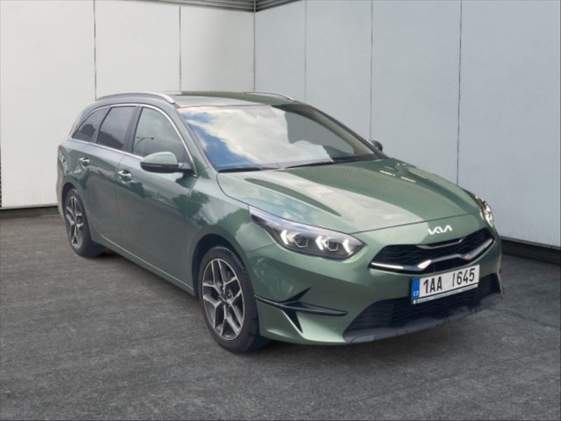 Kia Ceed 1,5 TGDI Top AT - fotka 1 z 10