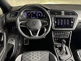 Volkswagen Tiguan Allspace 2,0 TDi  DSG 4x4 R-Line Matrix - náhled 17
