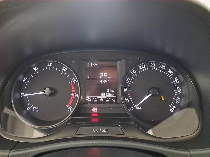 Škoda Fabia (2018) 1.0 TSI - fotka 11 z 14