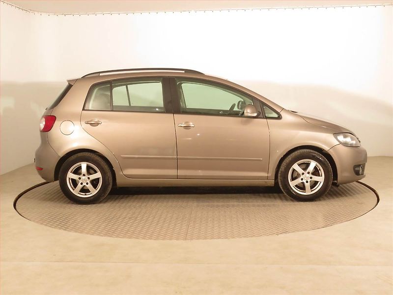 Volkswagen Golf Plus (2012) 1.2 TSI, Serv.kniha, Tempomat - fotka 6 z 15