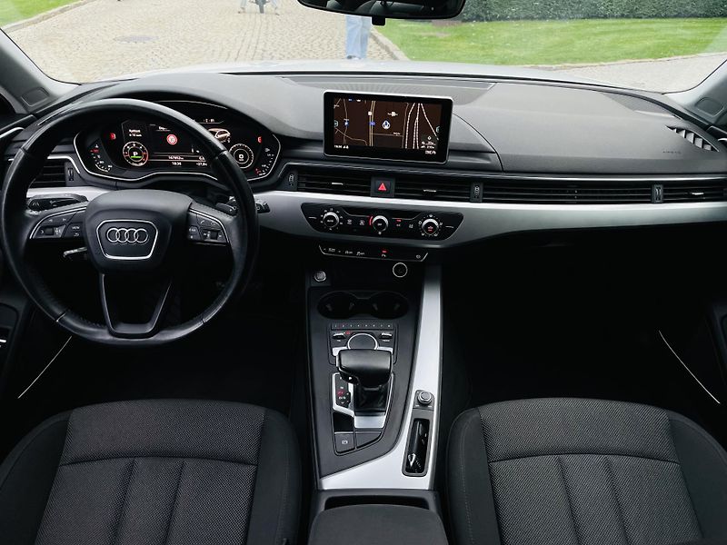 Audi A4 3.0TDI AUT KAMERA SERVISKA  - fotka 24 z 45