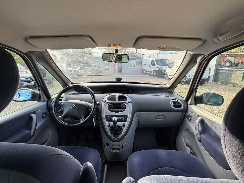 Citroën Xsara Picasso 1.6HDI 80KW* - fotka 21 z 26