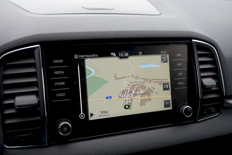 Škoda Karoq (2021) TDI 110 kW DSG Ambition 4x4 - - fotka 15 z 27
