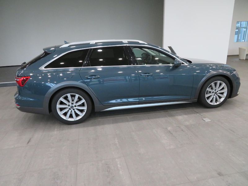 Audi A6 Allroad (2021) Audi A6 3.0 TDI.Webasto. Tažné - fotka 5 z 18