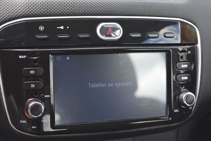 Fiat Grande Punto 1,2 i 51KW PO ROZVODECH KLIMA - fotka 36 z 42