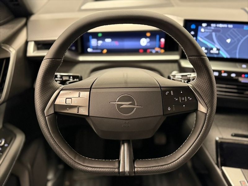 Opel Grandland (2025) 1.2 GS 1.2 TURBO 107 kW eDCT6 - fotka 9 z 14