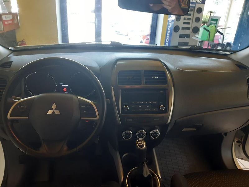 Mitsubishi ASX 1.6 16V KLIMA TEMPOMAT - fotka 9 z 22