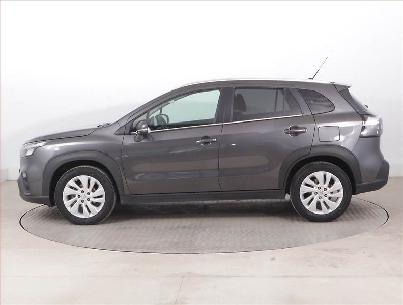 Suzuki SX4 S-Cross (2025) Premium 1.4 BoosterJet - fotka 3 z 15