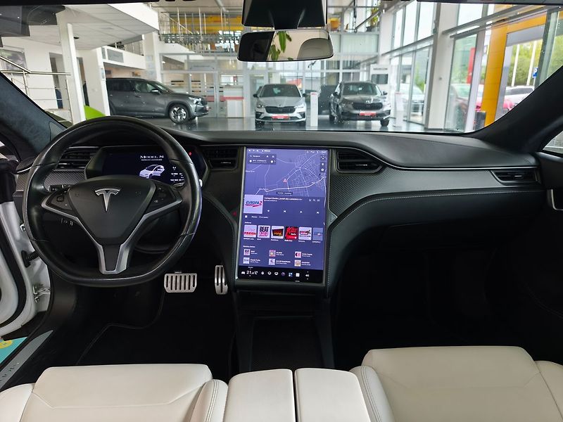 Tesla Model S Raven, FSD, Ludi+,Nová baterie - fotka 11 z 21