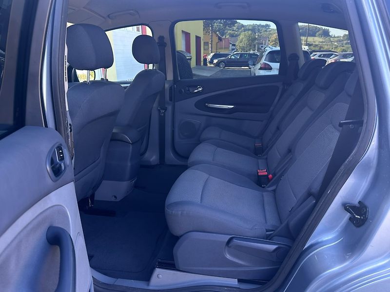 Ford S-MAX (2007) 1.8 TDCi 92kW/1MAJ/2xKOLA - fotka 14 z 24