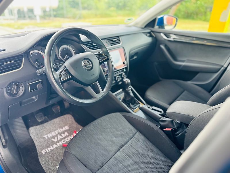 Škoda Octavia (2018) 1.8TSi WEBASTO, NAVI,FULL-LED - fotka 7 z 17