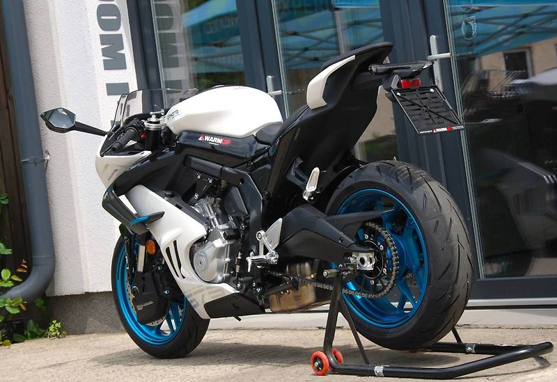 CFMOTO (2026) 675 SR-R - fotka 6 z 25