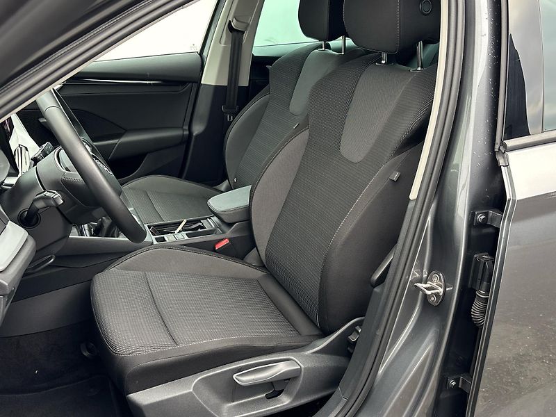 Škoda Octavia Selection - fotka 7 z 28