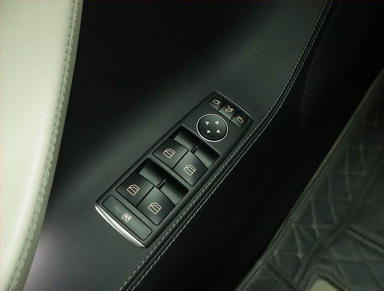 Tesla Model S (2019) 100D, SoH 88% - fotka 18 z 21