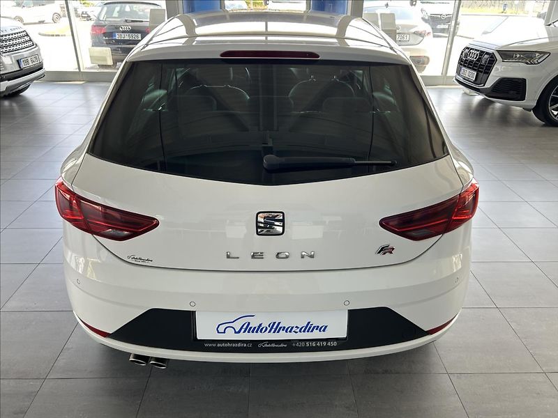 Seat Leon 1,4   TSI FR,92KW,SERVISKA - fotka 5 z 28