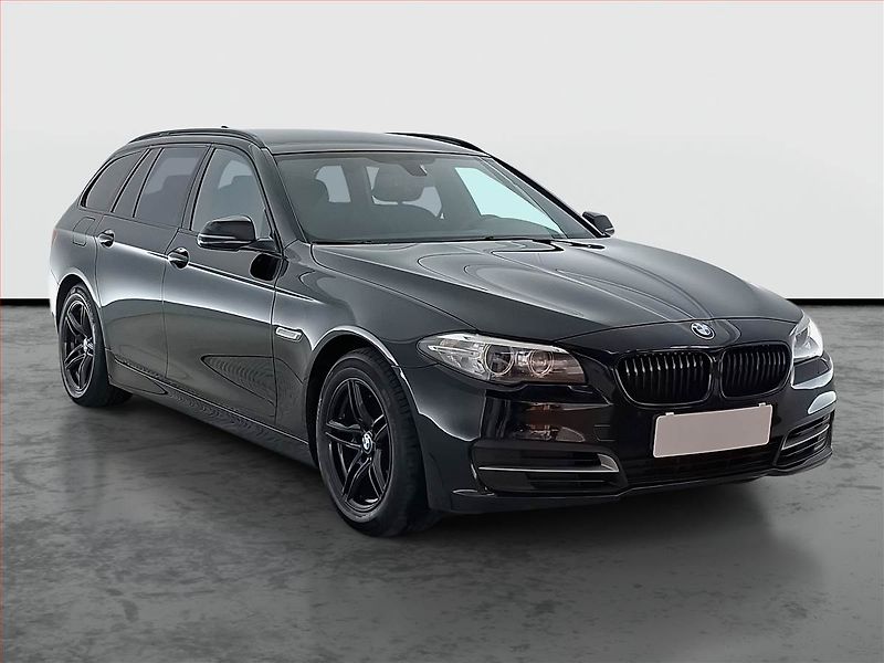BMW Řada 5 (2014) 520d xDrive, 4X4, Automat - fotografie inzerátu