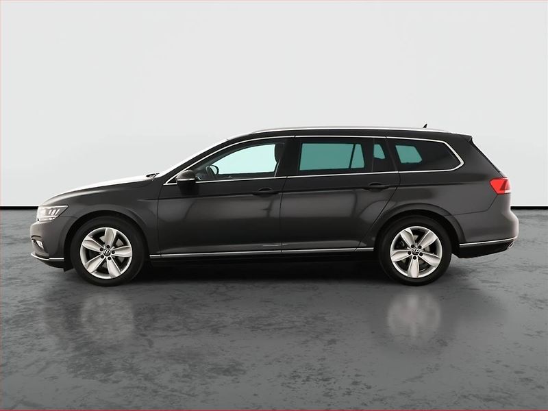 Volkswagen Passat (2021) Elegance 2.0 TDI - fotka 3 z 24