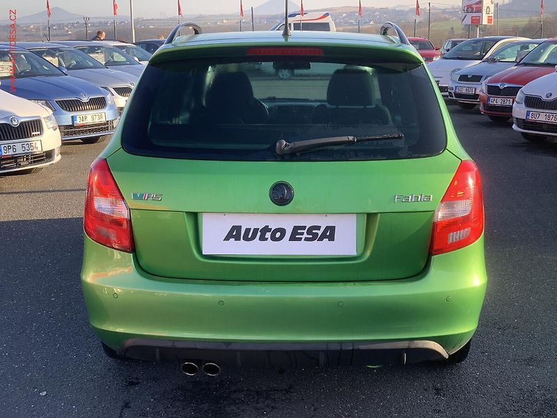Škoda Fabia (2010) 1.4 TSi, RS, DSG - fotka 5 z 20