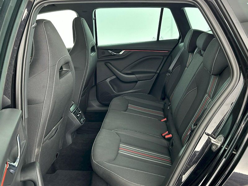 Škoda Kamiq (2025) DSG 1.0TSI 85kW Monte Carlo - fotka 8 z 32