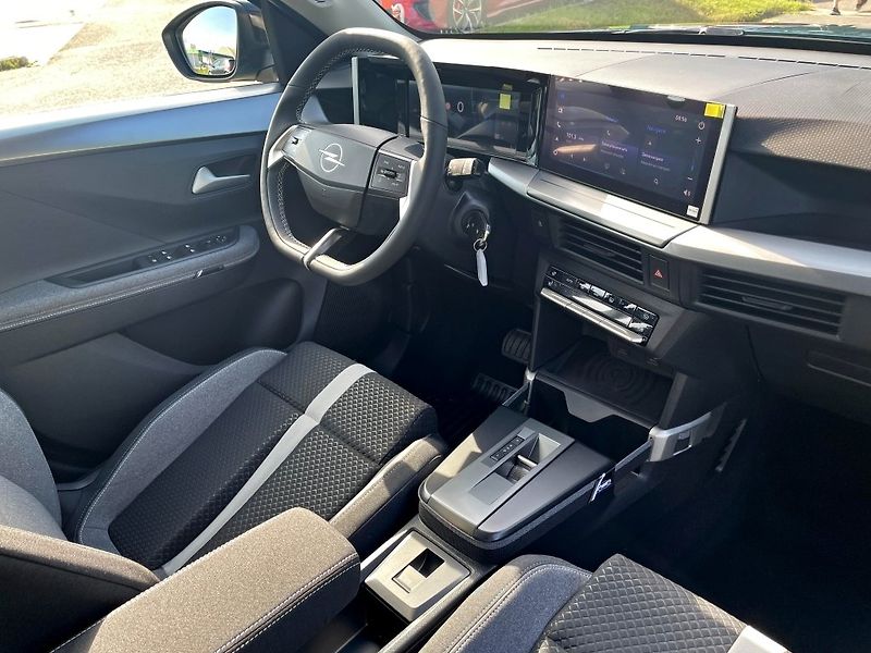 Opel Frontera (2026) MHEV 1.2T 110k GS AT6 - fotka 11 z 23