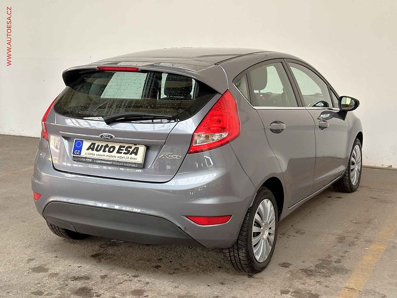 Ford Fiesta (2012) 1.25i, Výhř.sed. - fotka 4 z 15