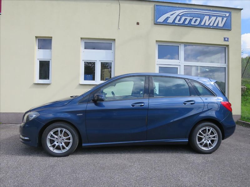 Mercedes-Benz Třídy B 1,6   200 - fotka 6 z 22
