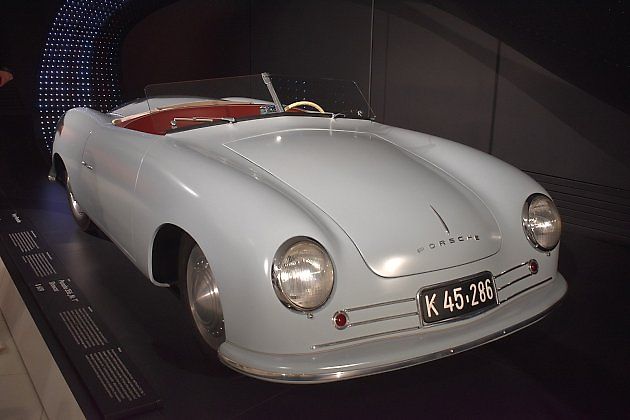 Replika prvního roadsteru Porsche 356 z Gmündu., zdroj: Deník/Radek Pecák