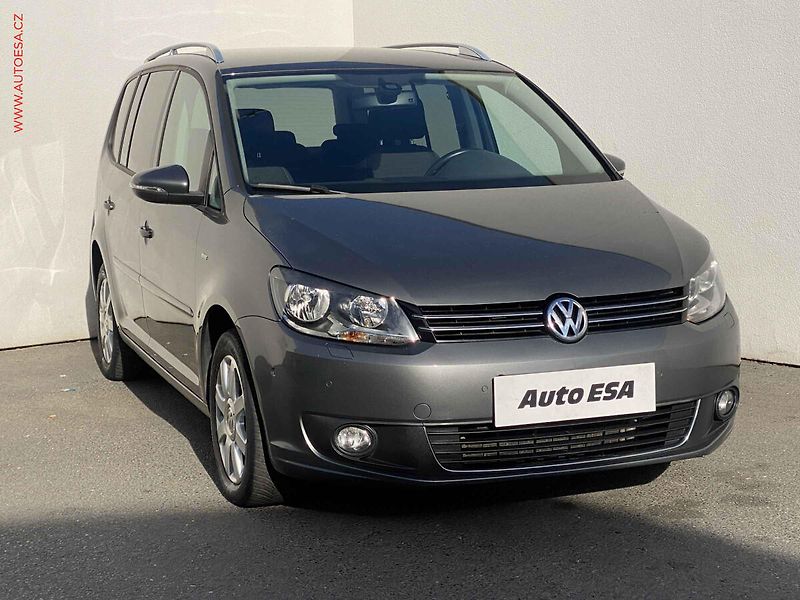 Volkswagen Touran (2014) 1.2 TSi, CUP, navi - fotografie inzerátu