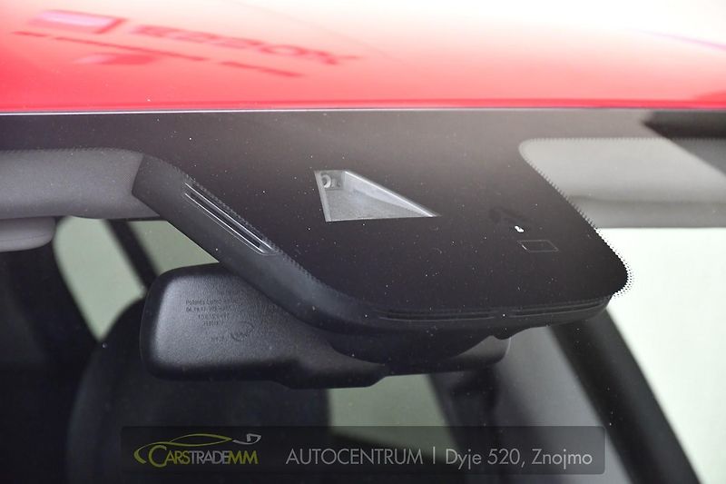 Alfa Romeo Stelvio 2.0 Q4 VELOCE - fotka 48 z 52