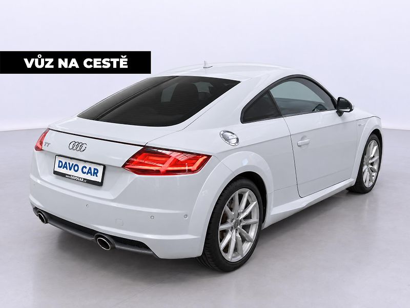 Audi TT 1,8 TFSI 132 kW S-tronic Sline - fotka 2 z 10