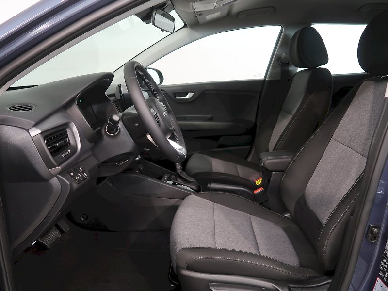 Kia Stonic (2025) SPIN 1.0T-GDi 74KW DCT - fotka 13 z 35
